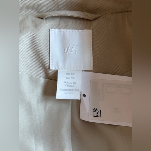 H&M Short Trench Coat - Picture 4 of 5